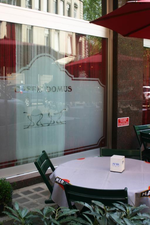 Domus Hotel Alessandria Bagian luar foto