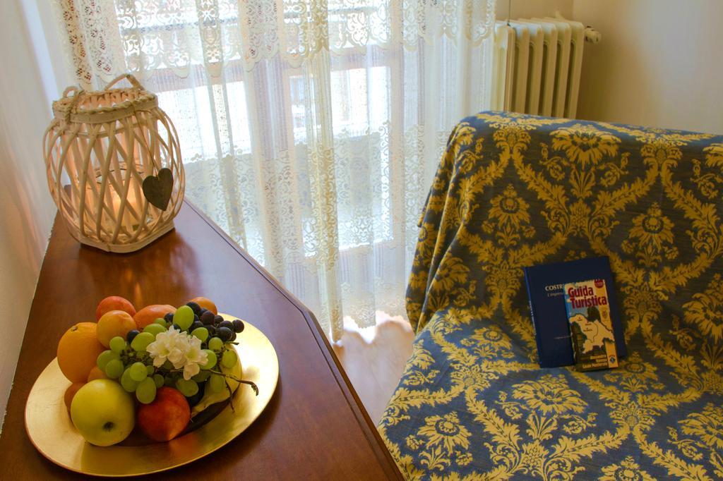 Domus Hotel Alessandria Bagian luar foto