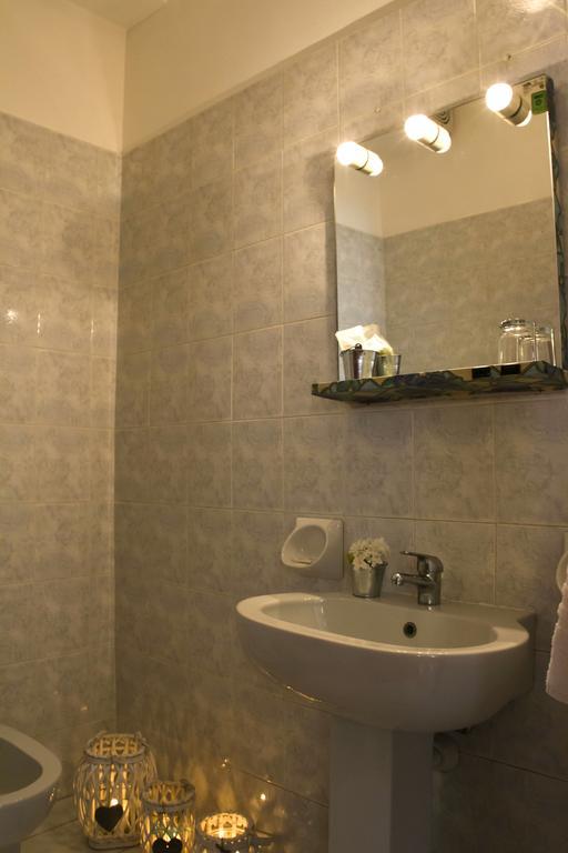 Domus Hotel Alessandria Bagian luar foto